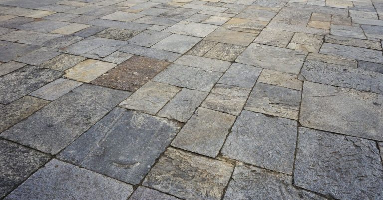 Bluestone vs. Flagstone Decks: What’s the Difference?