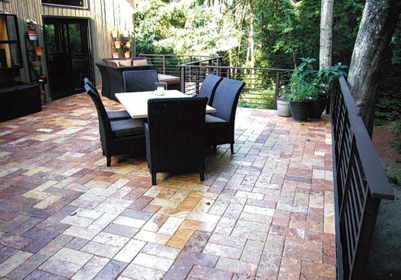elevated concrete paver deck using the StoneDeks system